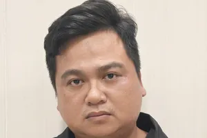 Bắt kẻ cướp hàng loạt, thay đồ, dùng biển số giả để qua mặt công an