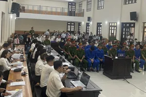 Đang xét xử vụ án đưa, nhận hối lộ tại Tập đoàn Tuấn Ân và Điện lực Bình Thuận