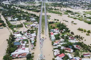 Tìm thấy thi thể thanh niên bị nước cuốn trôi trên đại lộ Võ Nguyên Giáp, Khánh Hoà