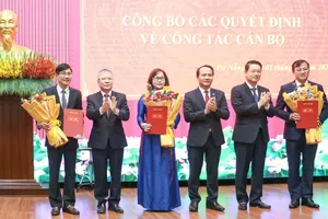 Đà Nẵng có tân Chánh thanh tra, tân giám đốc Sở Nội vụ