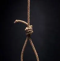 Một người đàn ông tự tử nghi trầm cảm