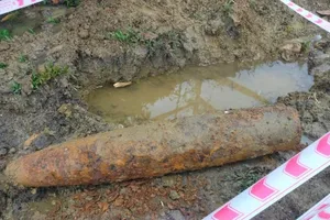 Phát hiện và tiêu hủy quả bom nặng 115 kg ở Bình Định