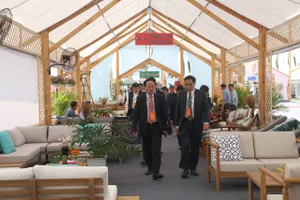 Hội chợ sản phẩm ngoại thất gỗ đặc sắc tại Bình Định