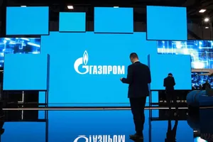 Logo của tập đoàn Gazprom tại diễn đàn khí đốt quốc tế Saint Petersburg tại thành phố Saint Petersburg (Nga) vào ngày 15-9. Ảnh: REUTERS
