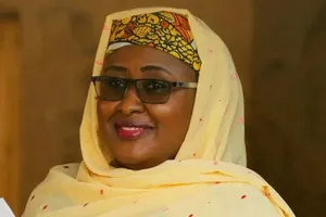 Chỉ trích đệ nhất phu nhân trên Twitter, sinh viên Nigeria đối mặt mức án tối đa 2 năm tù