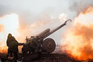 Ukraine nói Nga thực hiện 23 cuộc tấn công bằng pháo và súng cối vào biên giới của vùng Sumy trong ngày 26-12. Ảnh: UKRINFORM