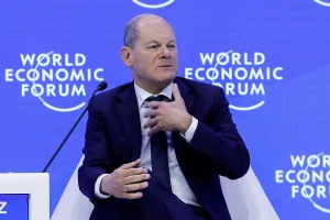Thủ tướng Đức Olaf Scholz phát biểu tại Hội nghị thường niên Diễn đàn Kinh tế Thế giới (WEF) ở thị trấn Davos (Thụy Sĩ) ngày 18-1. Ảnh: REUTERS