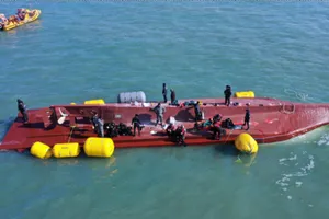 Lật tàu đánh cá ở Hàn Quốc, 9 người trong đó 2 công dân nước ngoài mất tích 