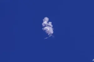 Ông John Kirby: Phân tích các mảnh vỡ từ khinh khí cầu Trung Quốc sẽ mang lại thông tin 'có giá trị'