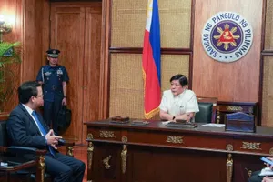 Tổng thống Philippines - ông Ferdinand Marcos Jr gặp Đại sứ Trung Quốc Hoàng Khê Liên tại thủ đô Manila (Philippines) ngày 14-2.