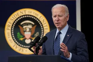 Tổng thống Joe Biden phát biểu về các vật thể bay xuất hiện gần đây ở Bắc Mỹ tại Nhà Trắng, thủ đô Washington D.C, (Mỹ) ngày 16-2. Ảnh: REUTERS