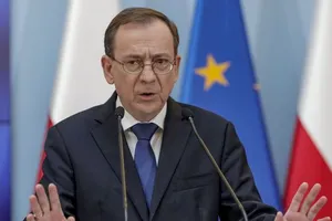 Ba Lan bắt 9 người nghi làm gián điệp cho Nga 