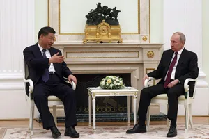 Tổng thống Nga Vladimir Putin (phải) gặp Chủ tịch Trung Quốc Tập Cận Bình tại Điện Kremlin, thủ đô Moscow (Nga) ngày 20 -3. Ảnh: SPUTNIK