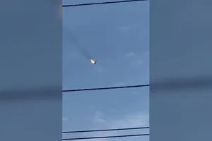 Tiêm kích MiG-31 của Nga rơi khi đang huấn luyện ở phía Bắc TP Murmansk (Nga) ngày 26-4. Ảnh: RT