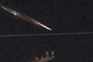 VIDEO: 'Mảnh vỡ tên lửa đẩy Trung Quốc' thắp sáng trời đêm Nhật 