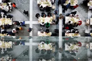 Video, chùm ảnh: Ngày bận rộn của hàng chục triệu cử tri Thái Lan và Thổ Nhĩ Kỳ