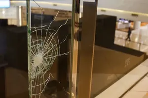 Xả súng Bangkok: Nghi phạm 14 tuổi hầu tòa; có thể truy tố cả cha mẹ 