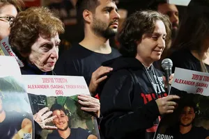 Israel gọi nhóm đàm phán ở Qatar về nước