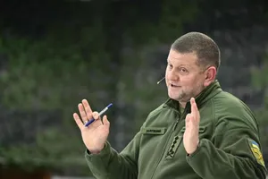 Tổng Tư lệnh quân đội Ukraine chỉ trích văn phòng tuyển quân