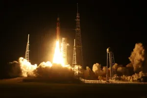 NASA hoãn đưa người trở lại Mặt Trăng 