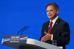 Anh báo động nguy cơ can thiệp bầu cử từ nước ngoài