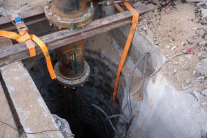 Xung đột Israel-Hamas 31-1: Israel xác nhận bơm nước biển vào đường hầm Hamas; Biệt kích Israel giả gái đột kích bệnh viện ở Bờ Tây