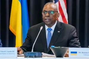 Ông Austin: Sẽ không để Ukraine thất bại, bảo vệ an ninh và danh dự Mỹ