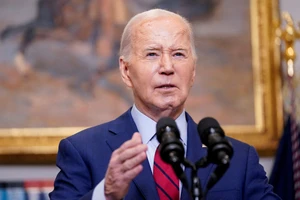 Reuters: Ông Biden ‘âm thầm cho phép’ Ukraine dùng vũ khí Mỹ đánh sang Nga