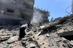 Ngày thương vong lớn ở Gaza vì loạt không kích của Israel 