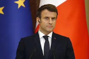 Ông Macron: Pháp sẽ tiếp tục hỗ trợ Ukraine, không để Nga thắng
