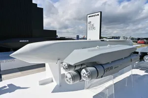 Bloomberg: Ukraine nã tên lửa Storm Shadow của Anh sang đất Nga