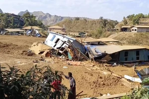 Sập mỏ ngọc bích ở Myanmar,12 người thiệt mạng, hàng chục ngôi nhà bị chôn vùi