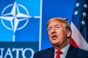 Sẽ thế nào nếu Mỹ từ bỏ quyền chỉ huy NATO?