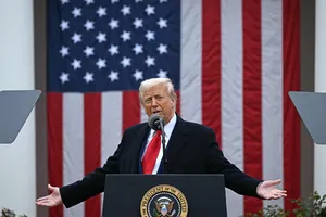 Lưỡng đảng Mỹ phản ứng thế nào chuyện ông Trump áp thuế đối ứng lên toàn cầu?