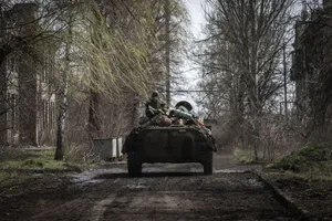 Chiến sự Nga - Ukraine 21-4: Hai bên tố nhau vi phạm lệnh ngừng bắn Phục sinh; Ông Trump gợi ý lợi ích cho Nga-Ukraine nếu đạt thoả thuận hoà bình