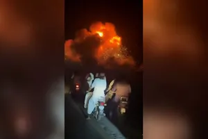 VIDEO: Ấn Độ tấn công tên lửa Pakistan, Islamabad thề đáp trả thích đáng