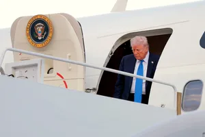 Đội bay của tổng thống Mỹ có gì?