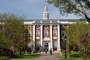 Chính quyền Mỹ chặn ĐH Harvard tuyển sinh sinh viên quốc tế