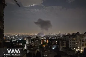 Giá dầu Mỹ tăng vọt 8%, chứng khoán giảm mạnh sau đòn không kích của Israel vào Iran