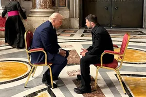 Ông Trump gặp ông Zelensky, bàn chuyện ngừng bắn với Nga