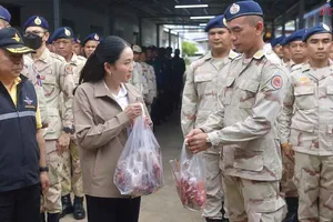 Thủ tướng Paetongtarn, ông Hun Sen thị sát biên giới hai nước 