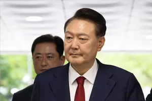 Công tố viên đặc biệt truy tố cựu Tổng thống Yoon với cáo buộc lạm dụng quyền lực