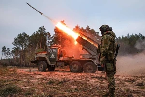 Chiến sự Nga - Ukraine 27-7: Moscow không kích loạt tỉnh thành Kiev; Xuất hiện bom dẫn đường mới của Nga trên chiến trường