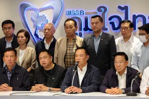 Đột phá chính trường Thái Lan sau khi Thủ tướng Paetongtarn bị phế truất