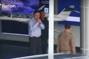 Ông Thaksin về Thái Lan trước thềm phán quyết 'vụ án tầng 14'