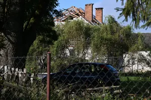 Ba Lan triệu tập quyền ĐS Nga vụ UAV xâm nhập không phận, yêu cầu NATO kích hoạt Điều 4