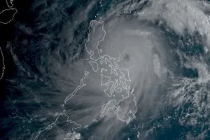 Fung-wong áp sát Philippines với cấp siêu bão, toàn bộ lực lượng đã sẵn sàng