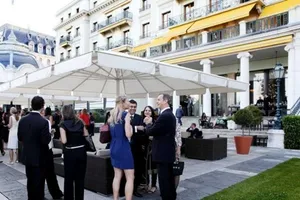 Việt Nam có hơn 200 người siêu giàu