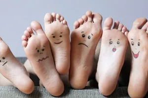 'Đọc' bệnh trên đôi bàn chân