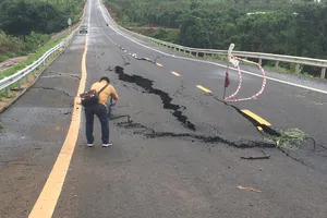 Đường 250 tỉ đồng nứt toác: Chủ đầu tư nói gì?